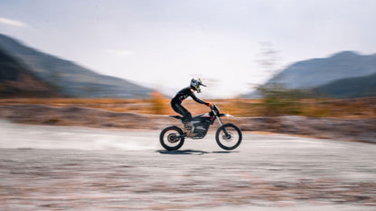 72V High Pro 12kW Electric Dirt Bike | 77 MPH, 50Ah Battery, 4-Speed Manual