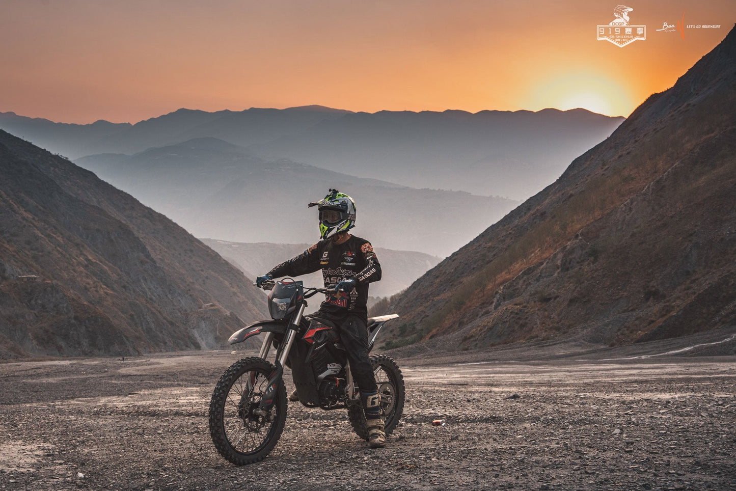 72V High Pro 12kW Electric Dirt Bike | 77 MPH, 50Ah Battery, 4-Speed Manual
